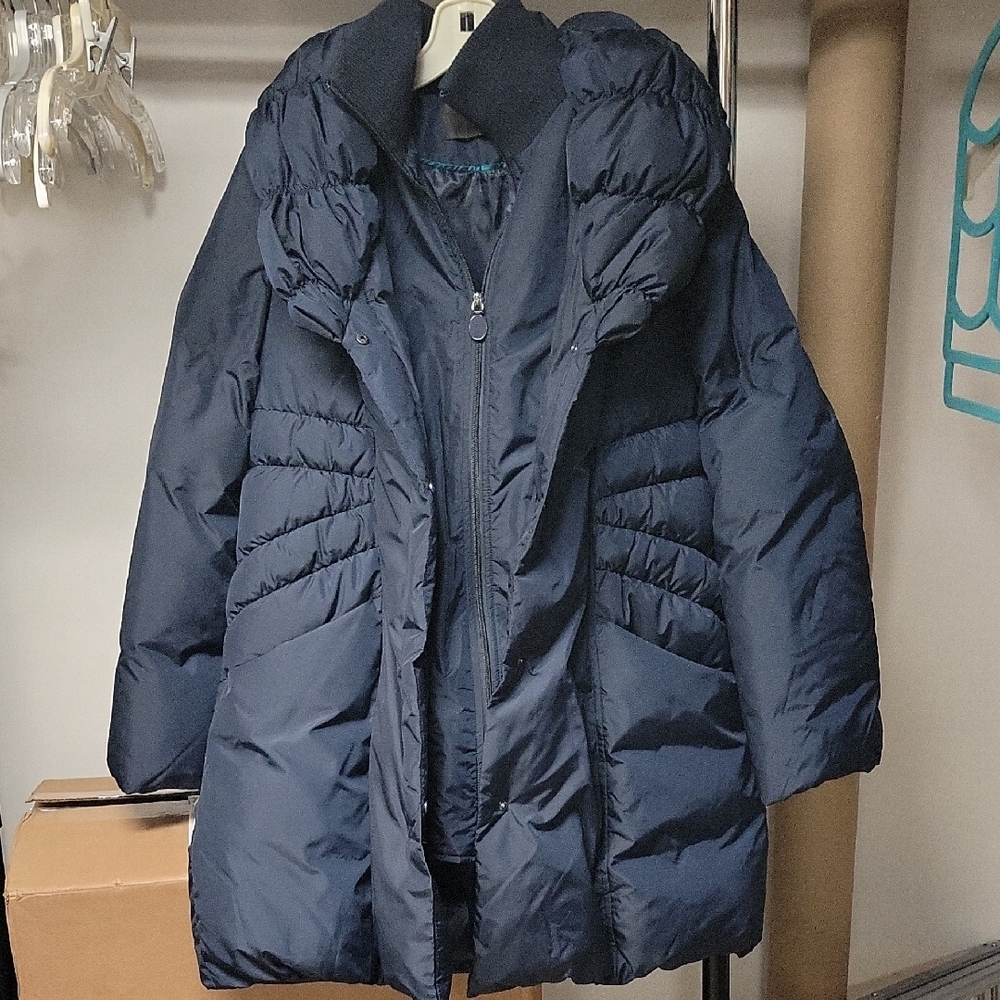 Tahari Midnight Blue Puffer Jacket